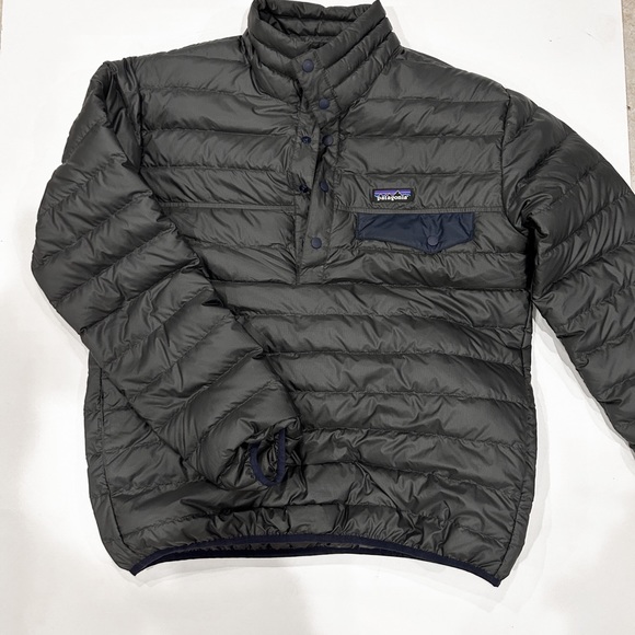 Patagonia Other - Patagonia Snap T Duck Down 1/4 Snap Pullover